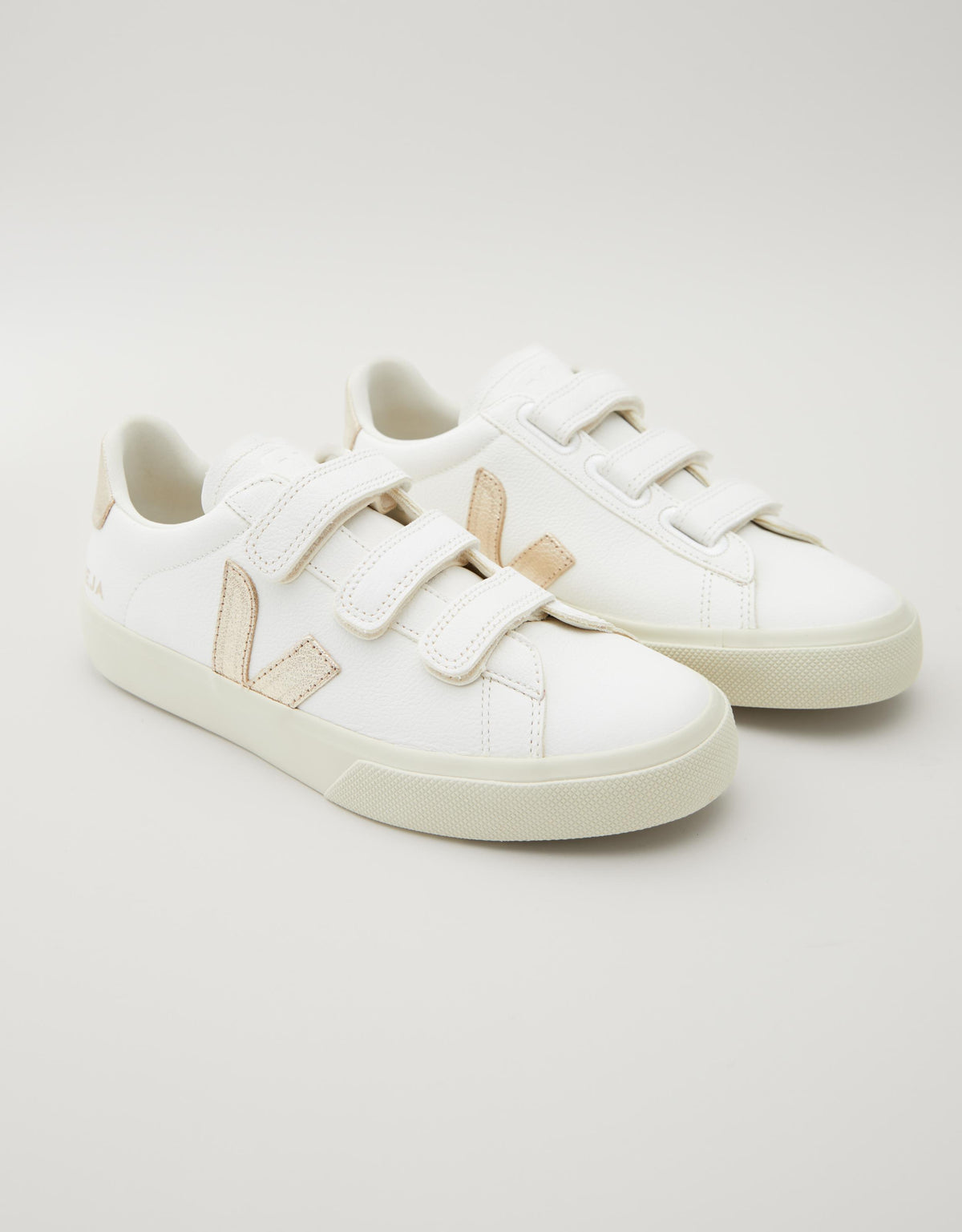 Veja/Vert Recife Velcro - Branco com Dourado