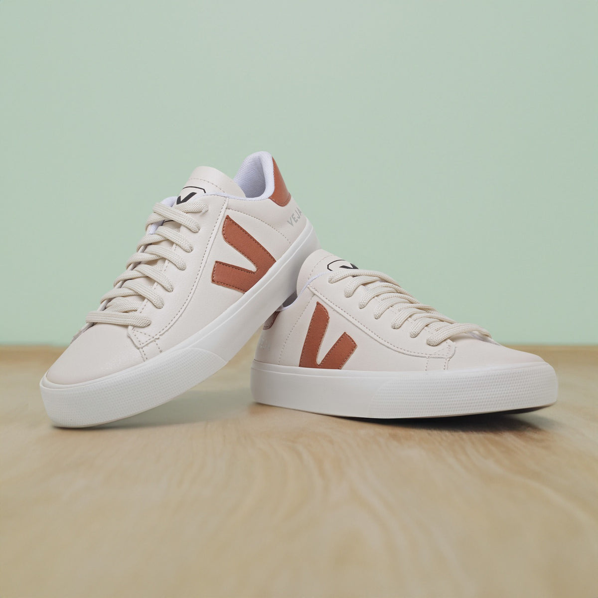 Veja/Vert Recife Cadarço - Branco com Caramelo