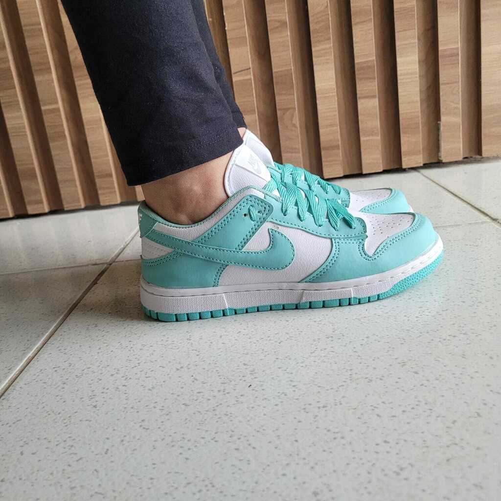 Nike Dunk - Branco com Verde