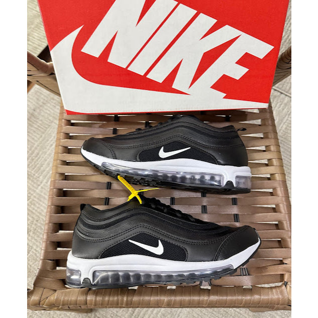 Nike Air Max Undefeated - Preto