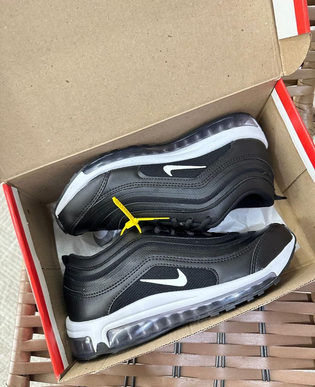 Nike Air Max Undefeated - Preto