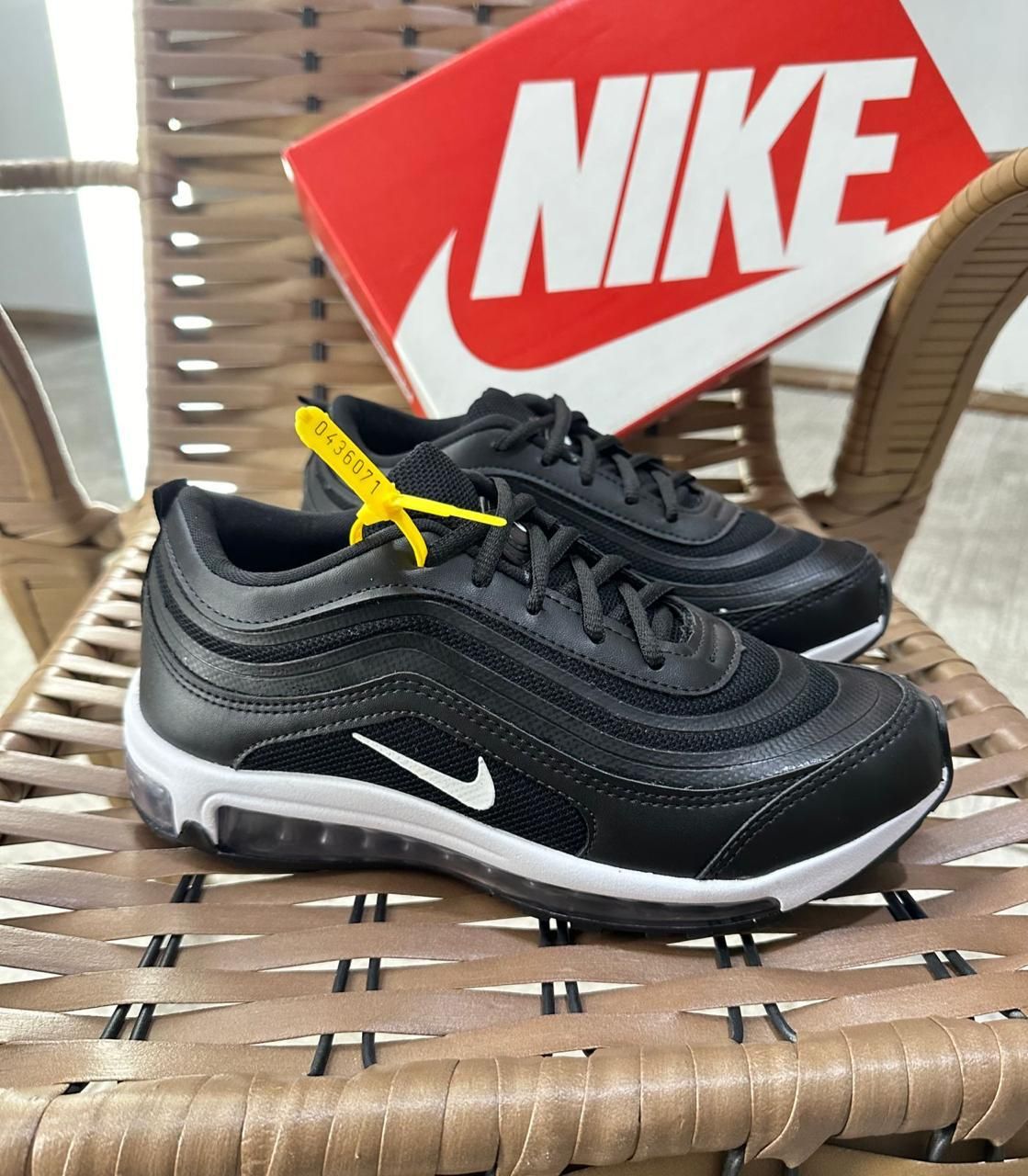Nike Air Max Undefeated - Preto
