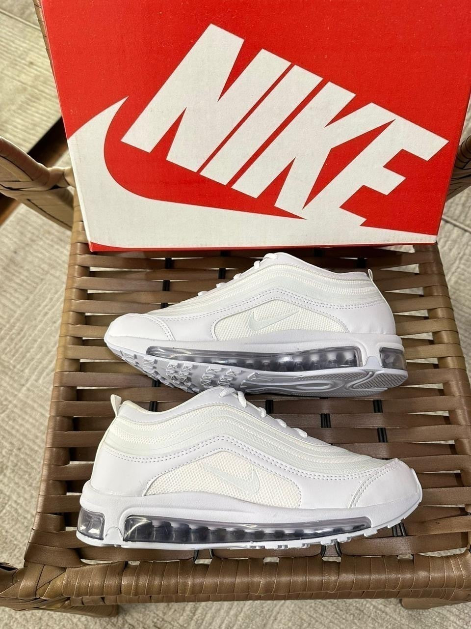 Nike Air Max Undefeated - Branco