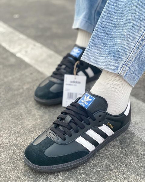 Adidas Samba OG - Preto com Branco