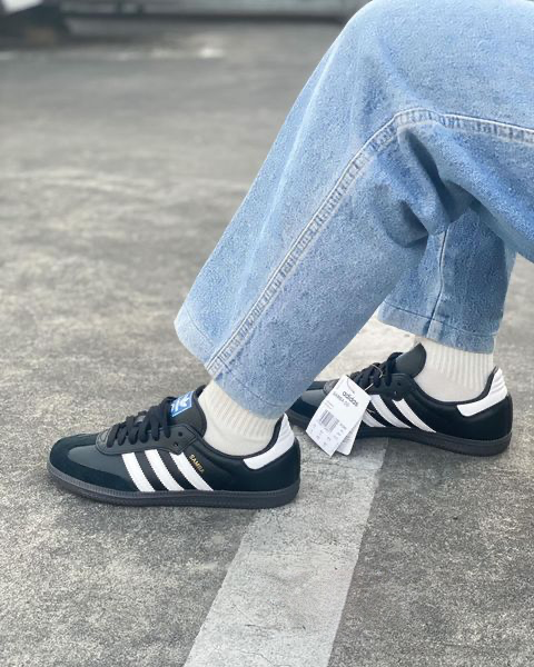 Adidas Samba OG - Preto com Branco