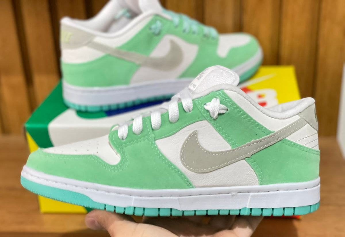 Nike Dunk - Verde com Cinza