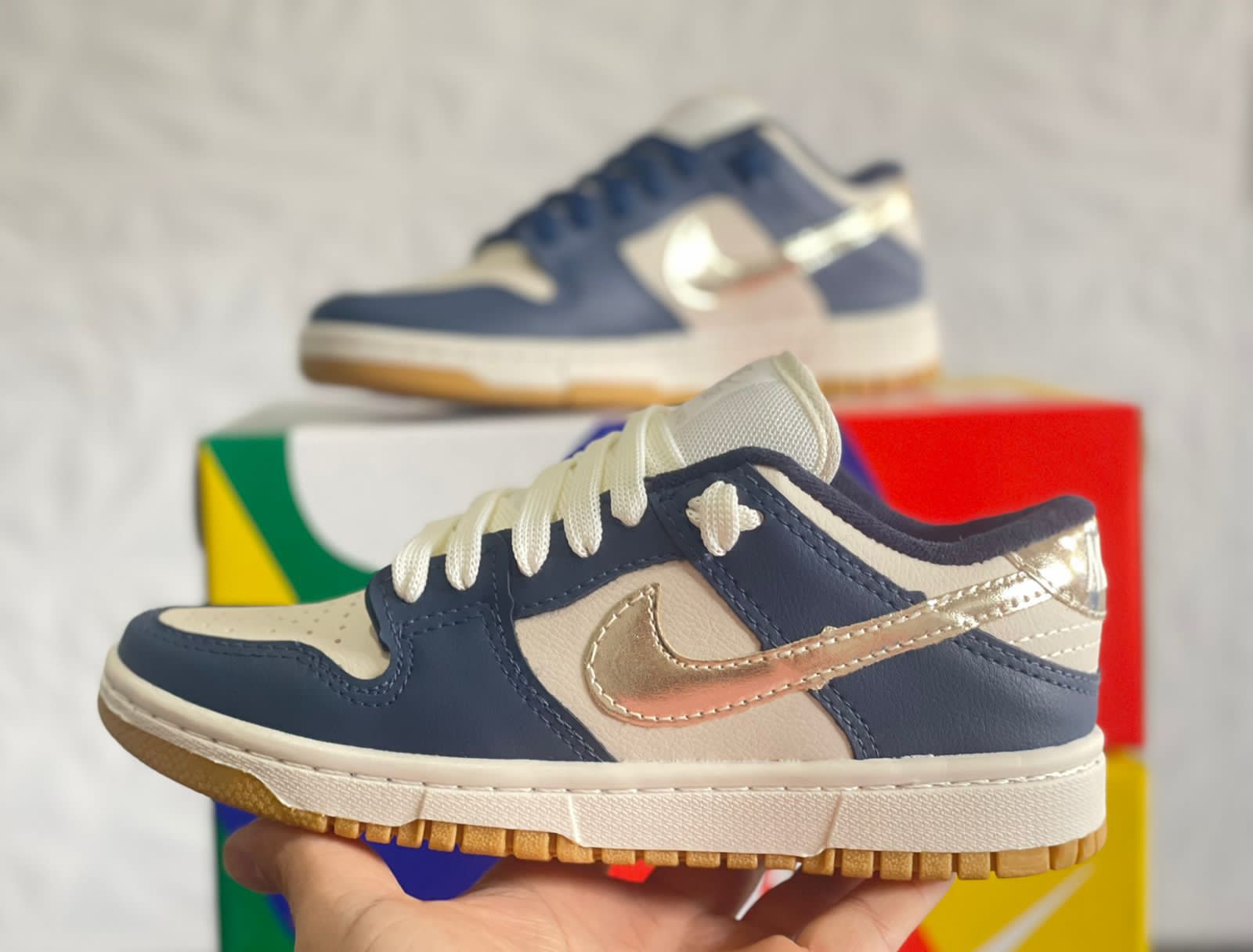 Nike Dunk - Azul com Dourado