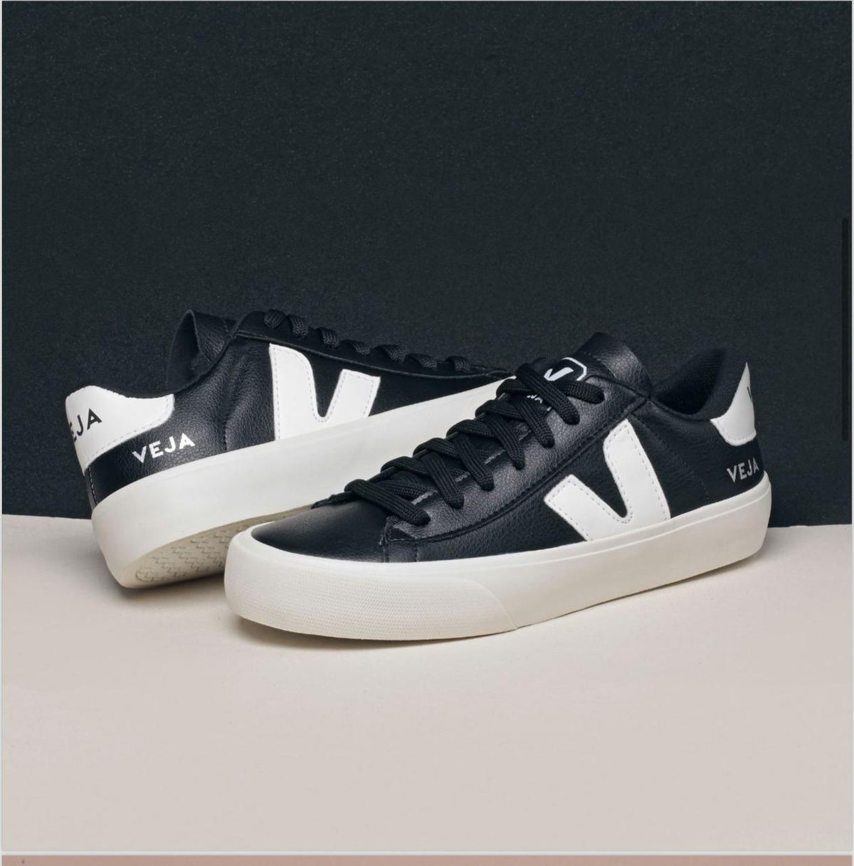 Veja/Vert Recife Cadarço - Preto com Branco