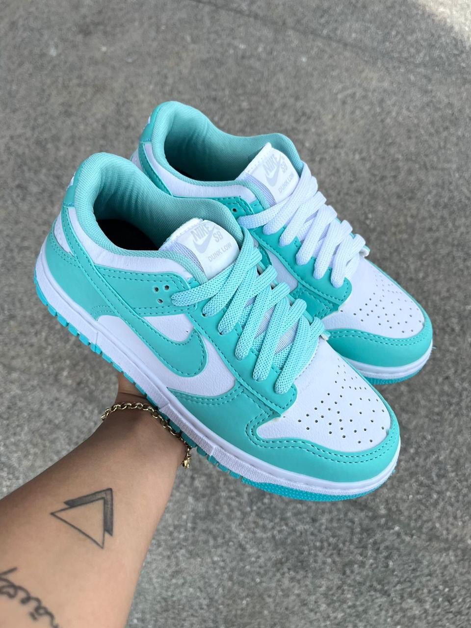 Nike Dunk - Branco com Verde