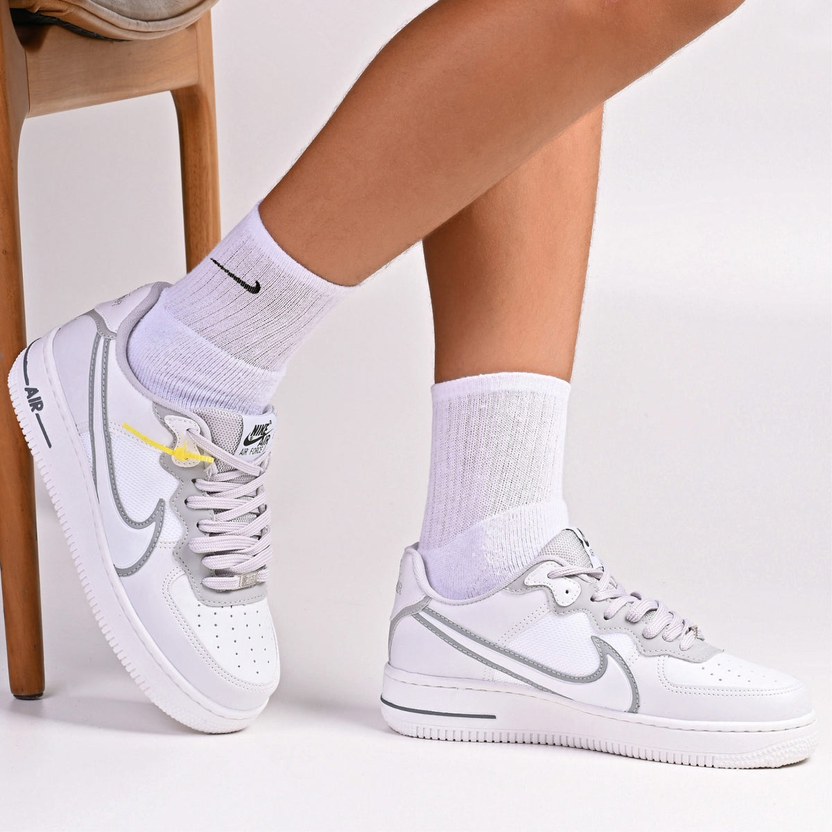 Nike React GS - Branco com Cinza