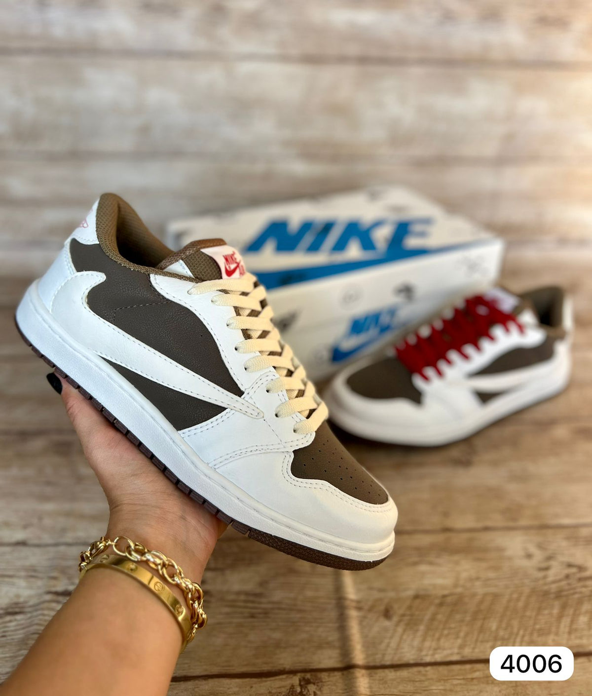 Nike Travis Scott - Branco com Marrom