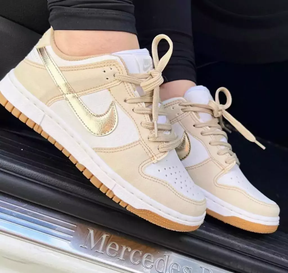 Nike Dunk - Dourado
