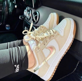 Nike Dunk - Dourado