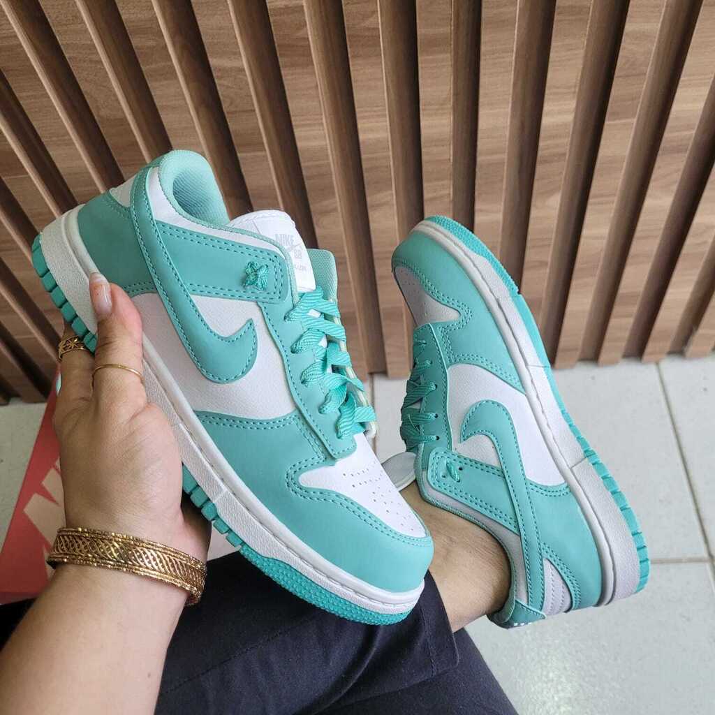 Nike Dunk - Branco com Verde