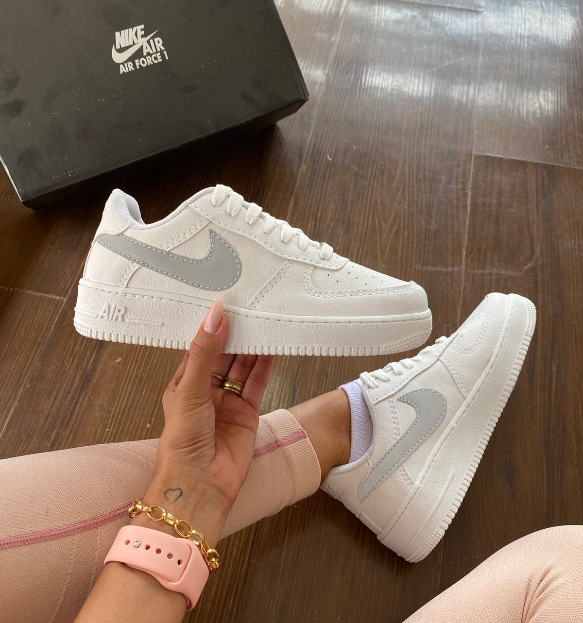 Nike - Air Force 1 '07 - Branco com Reflexível