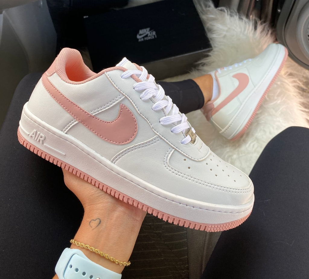 Nike - Air Force 1 '07 - Branco com Rose