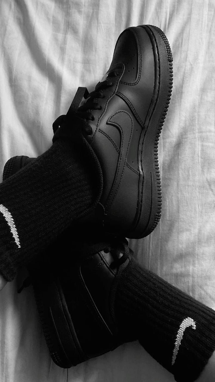 Nike Air Force 1 "07 - Preto