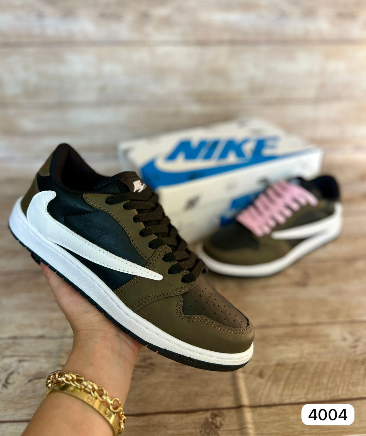 Nike Travis Scott - Verde com Preto